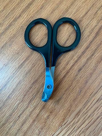 Coupe ongles pour lapin beschikbaar voor biedingen