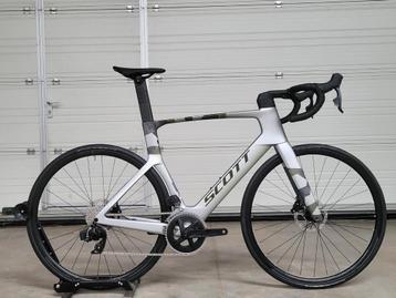 NIEUW: Scott Foil RC30 Carbon Racefiets beschikbaar voor biedingen