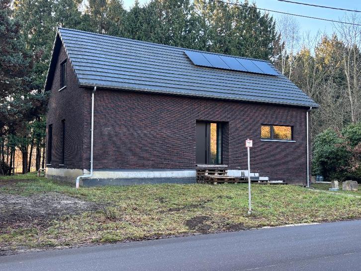 Casco BEN-woning met 20 zonnepanelen en zuidwest tuin, Immo, Huizen en Appartementen te koop, Provincie Limburg, 500 tot 1000 m²