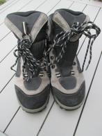 chaussures de marche Quechua pointure 42 NEUVES, Sports & Fitness, Enlèvement ou Envoi, Neuf