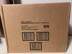 151 sealed mini tin display case, Ophalen, Zo goed als nieuw