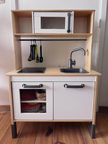 Speelgoedkeuken en benodigdheden ikea beschikbaar voor biedingen