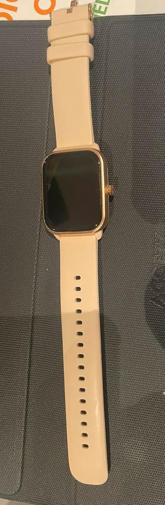 Smartwach rozé beschikbaar voor biedingen