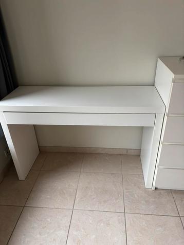 Bureau malm-ikea, Huis en Inrichting, Bureaus, Ophalen, Zo goed als nieuw, Bureau