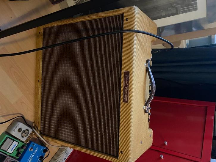 FENDER CUSTOM 57 PRO VERSTERKER, Muziek en Instrumenten, Versterkers | Bas en Gitaar, Gebruikt, Minder dan 50 watt, Ophalen