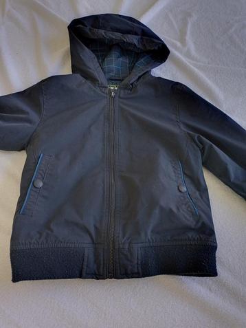 tussenseizoenjasje - maat 122 beschikbaar voor biedingen