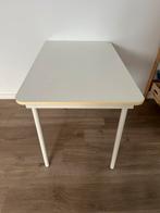 Table et 2 chaises, Maison & Meubles, Tables | Tables à manger, Enlèvement, Comme neuf