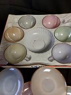 PRACHTIGE ANTIEKE ARCOPAL KOFFIESET IRISERENDE KLEUREN, Antiek en Kunst, Ophalen of Verzenden