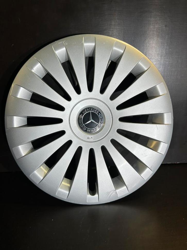 1 originele Mercedes vito viano 17" wieldop, Auto diversen, Wieldoppen, Zo goed als nieuw, Ophalen of Verzenden