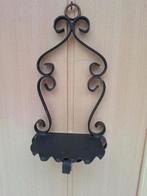 Smeedijzeren muurhanger / staander, Ophalen