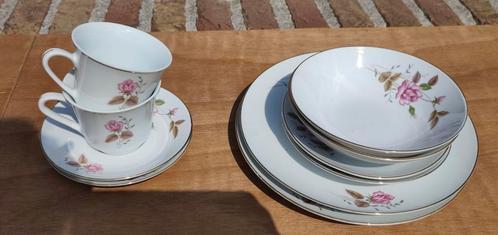 Serviessetje made in China, Antiek en Kunst, Antiek | Servies los, Ophalen of Verzenden