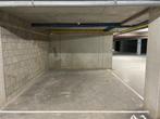 TE HUUR  parkeerplaats auto + motor Bornem centrum, Immo, Garages & Places de parking, Province d'Anvers