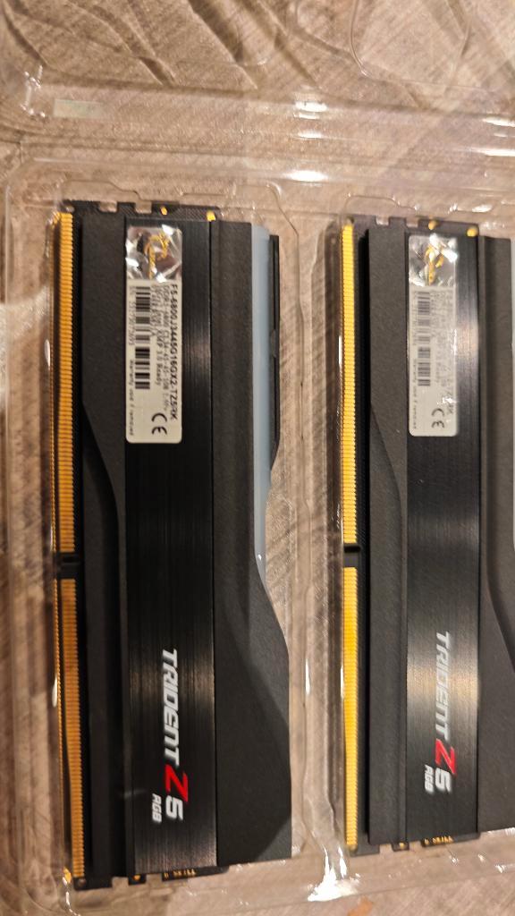 G.SKILL Trident Z5 Neo RGB 32Go (2 x 16Go), Computers en Software, RAM geheugen, Zo goed als nieuw, Desktop, 32 GB, DDR5, Ophalen of Verzenden