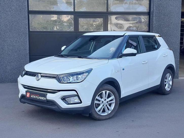 SsangYong Tivoli Tivoli e-XDi 160 4WD Trekhaak (bj 2018), Auto's, SsangYong, Bedrijf, Te koop, Tivoli, Diesel, Euro 6, SUV of Terreinwagen