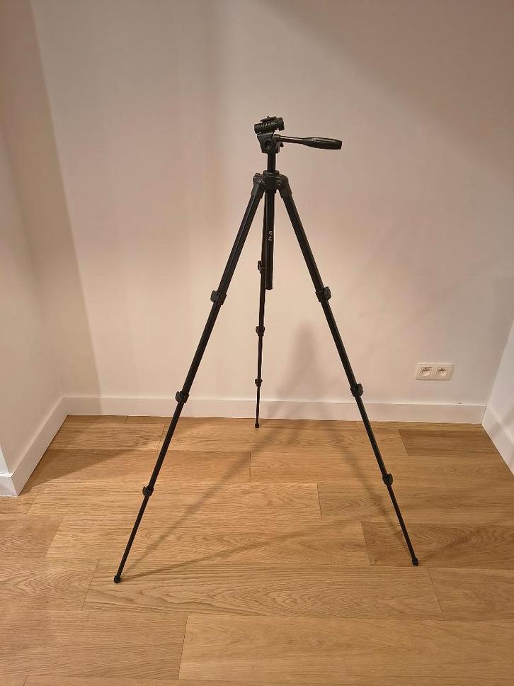 Trépied photo Velbon M45, TV, Hi-fi & Vidéo, Photo | Trépieds & Rotules, Comme neuf, Trépied, 150 à 175 cm, Avec rotule, Enlèvement ou Envoi