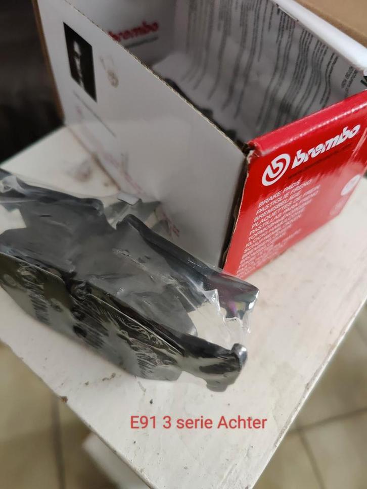 nouvelles pièces de rechang, Autos : Pièces & Accessoires, Pneus & Jantes, Pneu(s), Pneus hiver, Neuf, Enlèvement