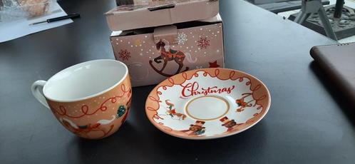 Noël, tasse avec  sous tasse et assiette Noël, Diversen, Kerst, Nieuw, Ophalen of Verzenden