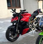 Ducati streetfighter v2 2022 nieuwstaat, Motoren, Motoren | Ducati, 2 cilinders, Particulier, Meer dan 35 kW, 955 cc