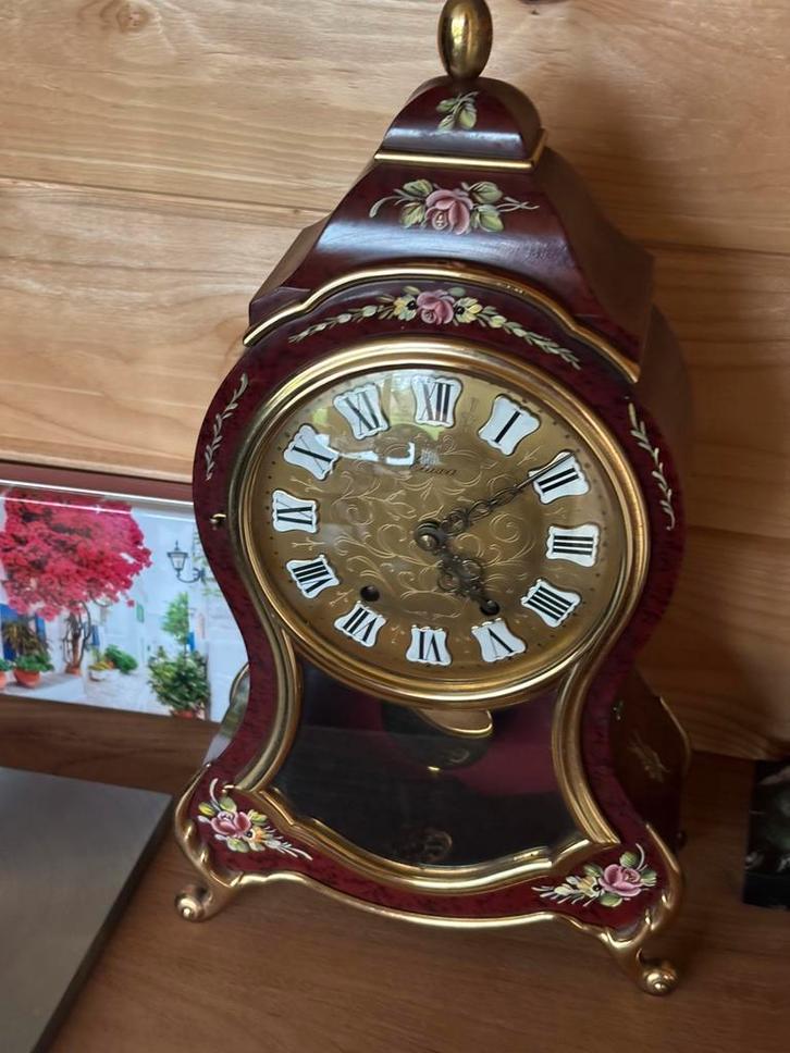 Decoratieve schouw/tafelklok in klassieke stijl, Antiek en Kunst, Antiek | Klokken, Ophalen