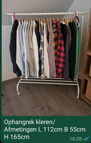 wit kleerhanger-rek (2 beschikbaar) beschikbaar voor biedingen