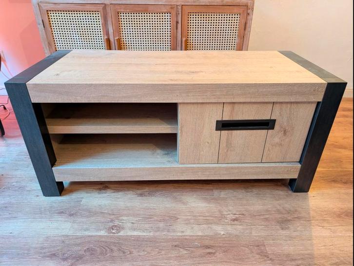 Meuble TV élégant avec un joli look industriel léger., Maison & Meubles, Armoires | Mobilier de télévision, Comme neuf, Moins de 100 cm