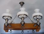 Lustre poutre en chêne, supports étain + 6 globes en opaline, Maison & Meubles, Enlèvement, Comme neuf, Verre, Rustique