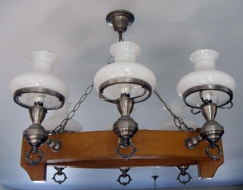 Lustre poutre en chêne, supports étain + 6 globes en opaline, Maison & Meubles, Lampes | Lustres, Comme neuf, Verre, Bois, Métal