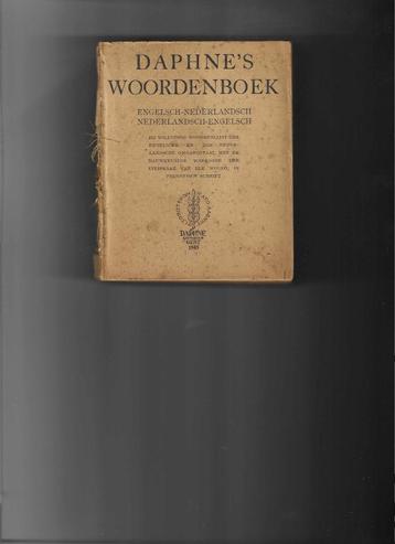 Oude Woordenboeken beschikbaar voor biedingen