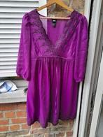 Robe femme violette avec broderie de H&M taille 36, Vêtements | Femmes, Robes, H&M, Enlèvement ou Envoi, Taille 36 (S), Violet