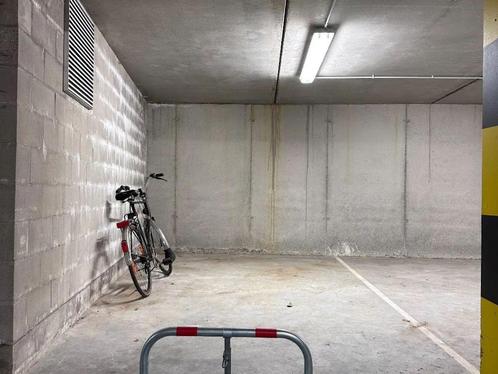 Garage te koop in Gistel, Immo, Garages en Parkeerplaatsen