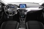 Ford Focus *Navigation*Chauffage des sièges*LED*Caméra*, 5 places, Carnet d'entretien, Berline, Hybride Électrique/Essence