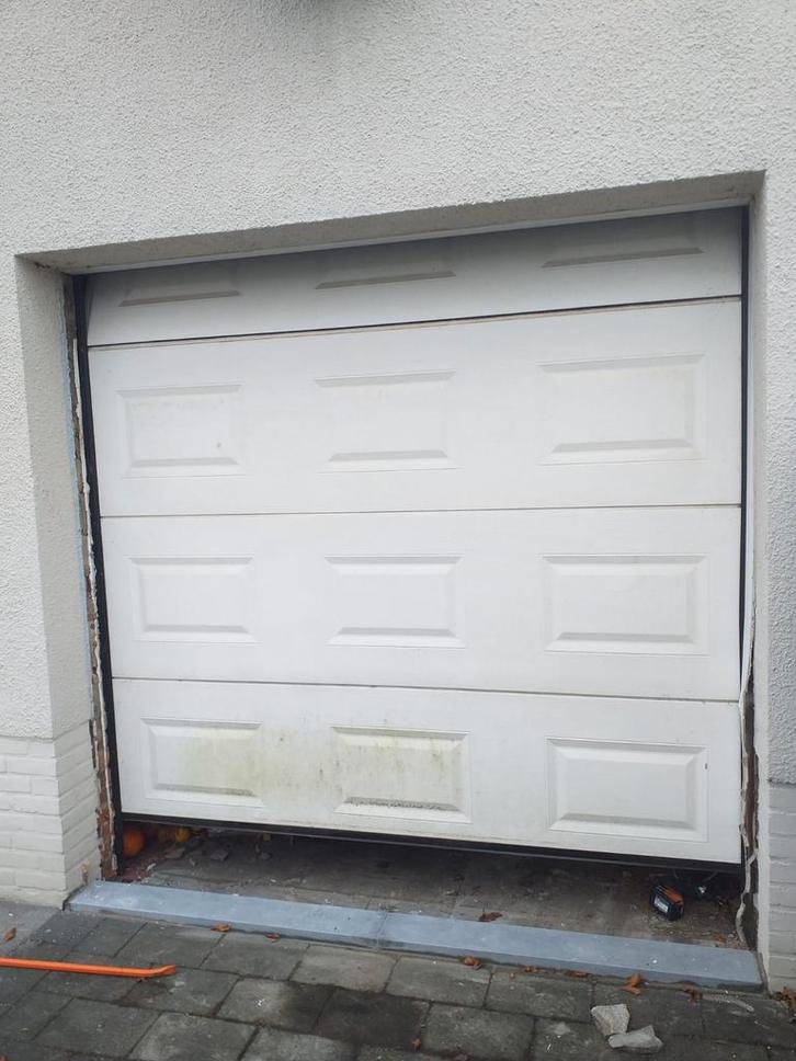 Elektrische garage poort circa 2m20 op 2m20, Doe-het-zelf en Bouw, Deuren en Vliegenramen, Gebruikt, Garagedeur, Ophalen