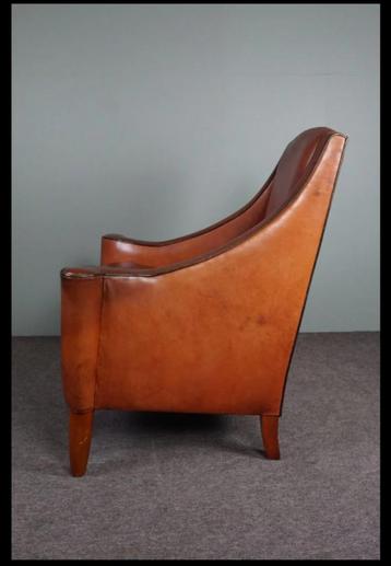 Fauteuil Club en cuir Cigar Cognac disponible aux enchères