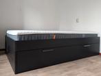 Lit IKEA « BRIMNES » avec sommiers à lattes en état neuf, Maison & Meubles, Chambre à coucher | Lits, Queen size, Enlèvement, 200 cm