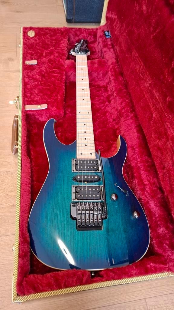 Ibanez RG370AHMZ-BMT (Blue Moon Burst), Muziek en Instrumenten, Snaarinstrumenten | Gitaren | Elektrisch, Zo goed als nieuw, Fender