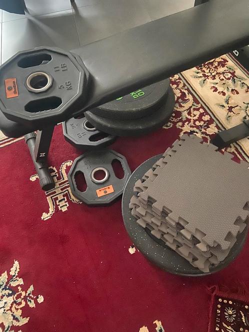 Halterset + Alles  3 maanden geleden gekocht, Sport en Fitness, Fitnessmaterialen, Zo goed als nieuw, Halterset, Ophalen