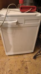 Dometic stille mini koelkast (hotel koelkast), Elektronische apparatuur, Koelkasten en IJskasten, Ophalen, Zo goed als nieuw