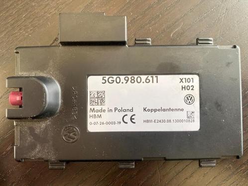 Draadloze oplader van een Volkswagen Golf, Auto-onderdelen, Elektronica en Kabels, Volkswagen, Gebruikt, 3 maanden garantie