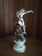 Italiaans klein beeldje porcellana Capodimonte, Antiek en Kunst, Ophalen