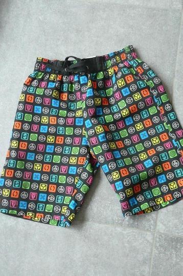 Zwarte "zwem" short met blokjes (K532) beschikbaar voor biedingen