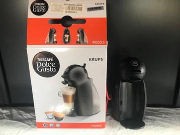 DOLCE GUSTO ET CARAFE ISOTHERME, Neuf, Dosettes et capsules de café, 2 à 4 tasses, Enlèvement