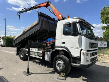 Volvo FM 300 4x4 TIPPER + CRANE PALFINGER PK 12000 - *339.00 beschikbaar voor biedingen
