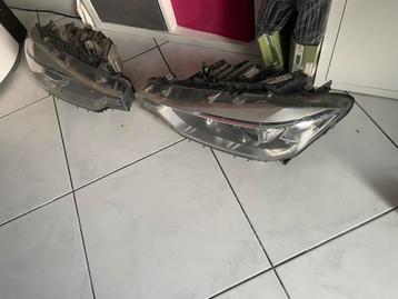 Phare bmw f30 f31 xénon d’origine !! beschikbaar voor biedingen