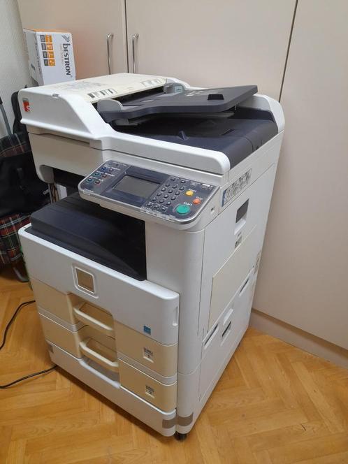 photocopieuse Kyocera, Computers en Software, Printers, Zo goed als nieuw, Kopieermachine, Laserprinter, Ophalen