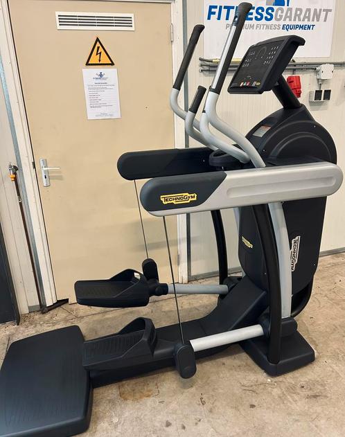 Technogym Vario Excite+ 1000 LED Crosstrainer /Stepper Black, Sport en Fitness, Fitnessmaterialen, Ophalen of Verzenden
