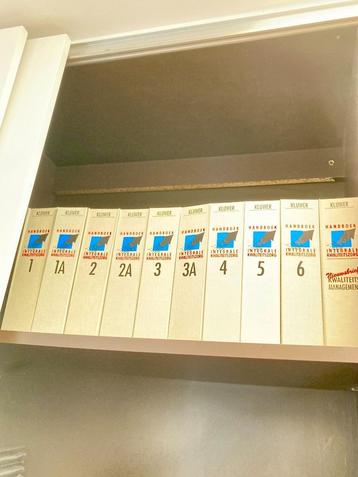 Boekenreeks (Kennis opleiding) beschikbaar voor biedingen