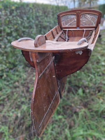 Roeiboot Antiek  beschikbaar voor biedingen