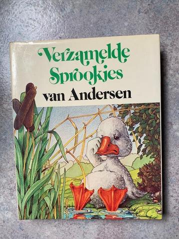 Sprookjesboeken - De fabels van La Fontaine en Pinokkio beschikbaar voor biedingen