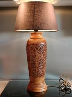 Splendide lampe de table sculptée bois olivier. Ancienne 50.