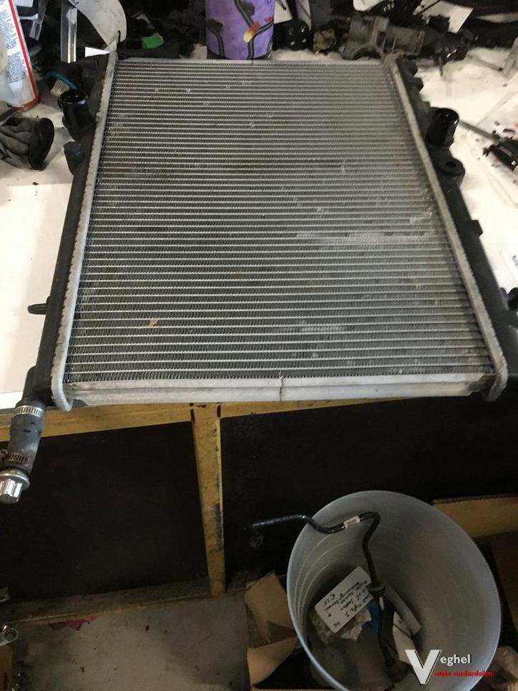 Peugeot 206 1999 Radiateur, Autos : Pièces & Accessoires, Climatisation & Chauffage, Utilisé, Enlèvement ou Envoi